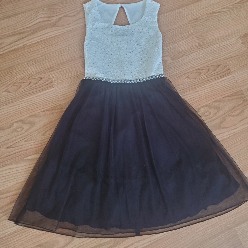GIRLS SIZE 16 DRESS